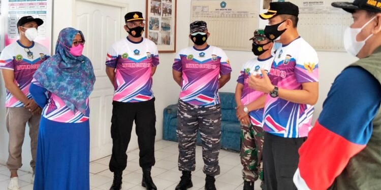 Kapolres Bintan Meresmikan Kampung Tangguh Kelurahan Dan Desa Gunung Kijang Serta Melaksanakan Senam Sehat.