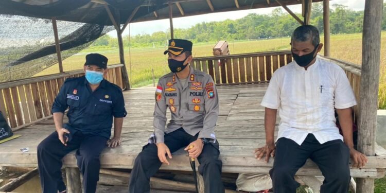 Hadiri Kegiatan Panen Bersama Di Teluk Sebong, Ini Pesan Kapolres Bintan.
