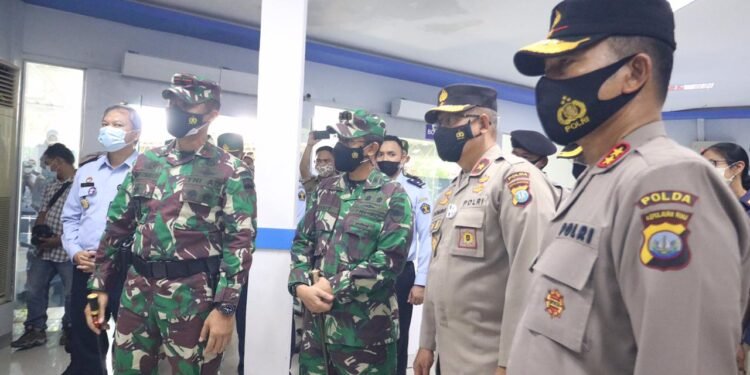 Kapolda Kepri Tinjau Langsung Tempat Karantina Pekerja Migran Indonesia Di Kota Batam.