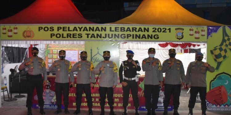 Sambut Idhul Fitri 1442 H, Kapolres Tanjung Pinang Cek Posko Pelayanan OPS Ketupat Dan Tempat Ibadah.