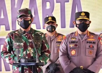 Panglima Dan Kapolri Beri Arahan Khusus Kepada Anggota TNI-Polri Yang Bertugas Di Papua.
