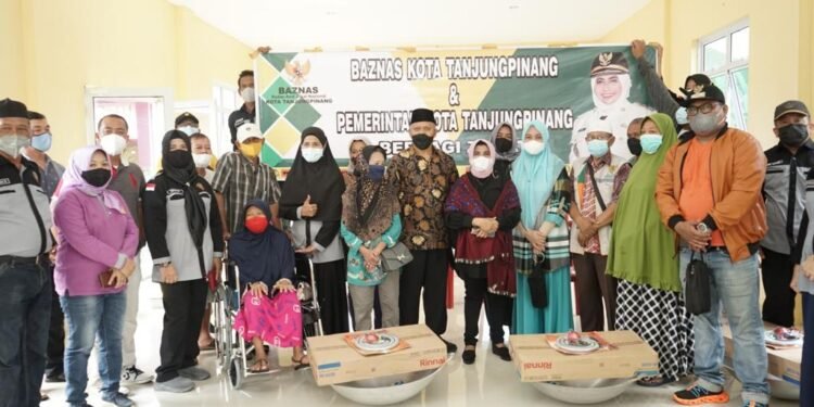 Rahma Bantu Renovasi RTLH Dan Alat Rumah Tangga Di Teluk Keriting.