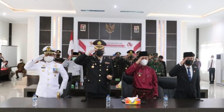 Wadan Lantamal lV Melalui Virtual Hadiri Peringatan Hari Lahir Pancasila 2021 Di Batam.