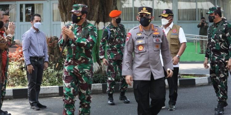 Cek Penanganan Covid 19 Di Kudus, Panglima TNI, Kapolri Dan Kepala BNPB Perintahkan Ini.