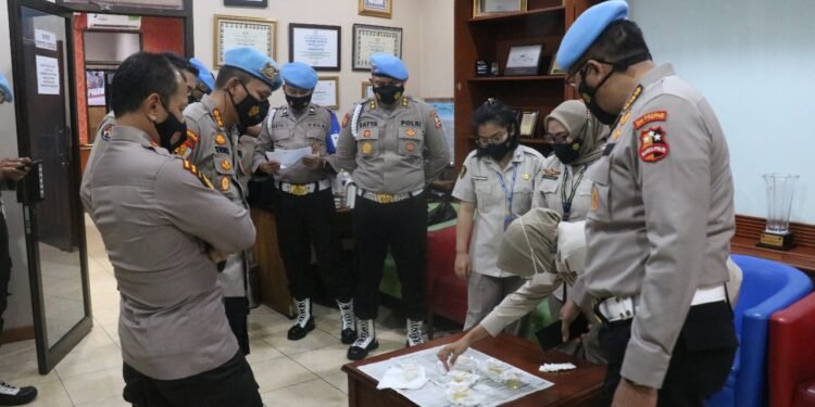 Div Propam Polri Laksanakan Gaktibplin Terhadap Personil Polda Kepri.