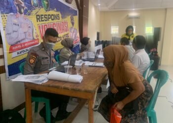 Respon Vaksinasi : Polda Kepri Kembali Laksanakan Vaksinasi Massal Pada Masyarakat.