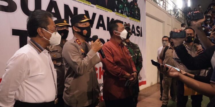 Vaksinasi Serentak Dalam Rangka Hari Bhayangkara Ke-75 Tahun 2021.