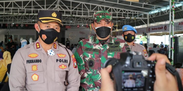 Polres Tanjungpinang Gelar Vaksinasi Serentak Dalam Rangka Hari Bhayangkara Ke-75 Tahun 2021.