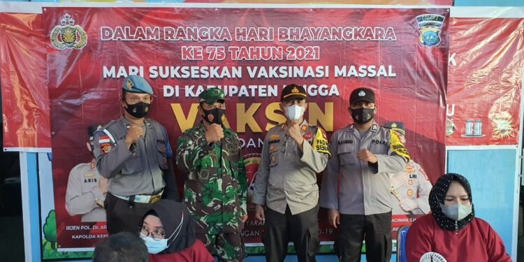 Polres Lingga Gelar Vaksinasi Serentak Dalam Rangka Hari Bhayangkara Ke-75 Tahun 2021.