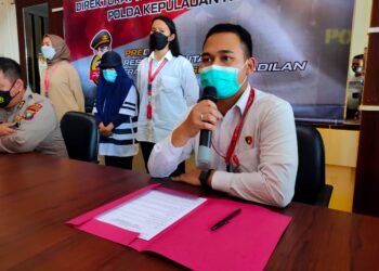 Dit Reskrimum Polda Kepri Berhasil Ungkap Kasus Pemalsuan Surat Rapid Test Antigen.