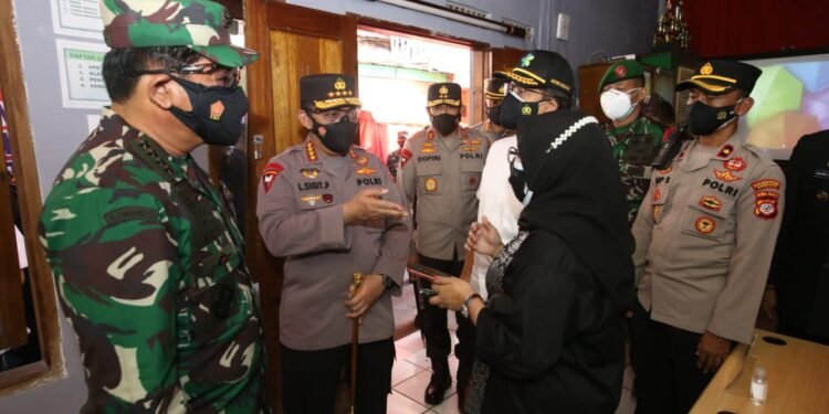 Kapolri Minta Pekerja Dan Perusahaan Patuhi Aturan PPKM Darurat.