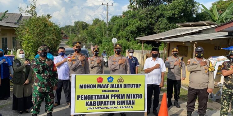 Dirkrimum Polda Kepri Pantau Pengetatan PPKM Skala Mikro Di Wilayah Hukum Polsek Bintan Utara.