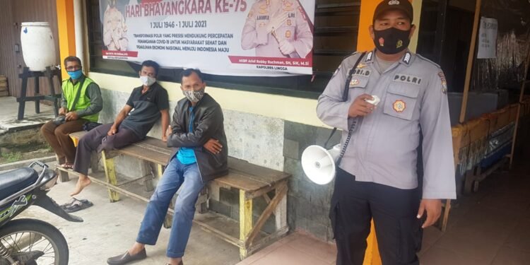 Sat Binmas Polres Lingga Gencar Melakukan Imbauan Prokes.