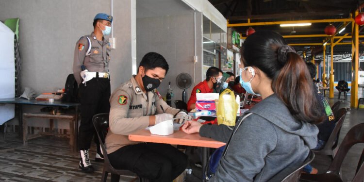 Gencarkan Vaksinasi, Polres Tanjungpinang Adakan Gerai Vaksin Presisi Setiap Hari.