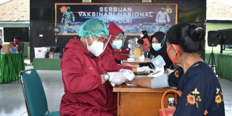 Kodim 0725 Sragen Genjot Terus Serbuan Vaksinasi.