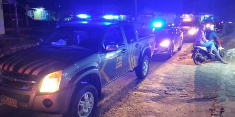Polres Lingga Gelar Patroli Skala besar dan Salurkan Bansos.