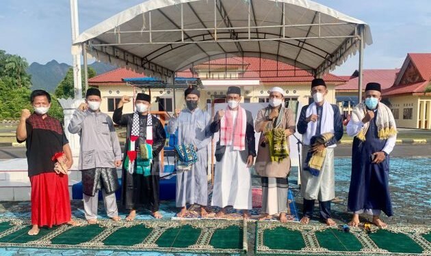 Terbatas Jumlah Jemaah, Sholat Idhul Adha di Lingga Tetap Terlaksana.