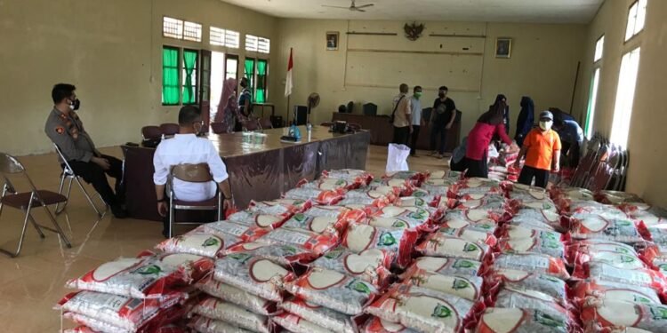 Peduli Terhadap Masyarakat Terdampak Pandemi Covid-19, PT.CPM Salurkan 3000 Paket Sembako.