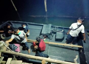 Ditpolairud Polda Kepri Berhasil Amankan Tiga Orang Pelaku Pengiriman Pekerja Migran Indonesia Ilegal.