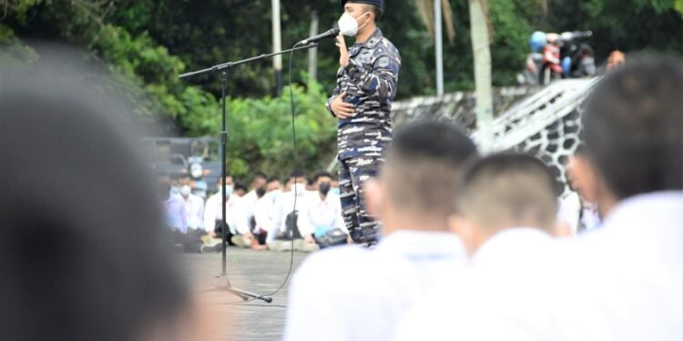 487 Orang Pendaftar Calon Prajurit TNI-AL Terima Pembekalan Panitia Daerah Tanjungpinang.