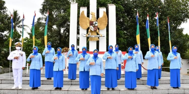 Jelang HUT Ke-75 Jalasenastri, Ketua Korcab lV DJA l Pimpin Ziarah Rombongan.