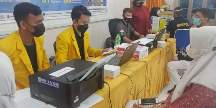 Polres Tanjungpinang Gelar Vaksin Merdeka Di SMAN-2.