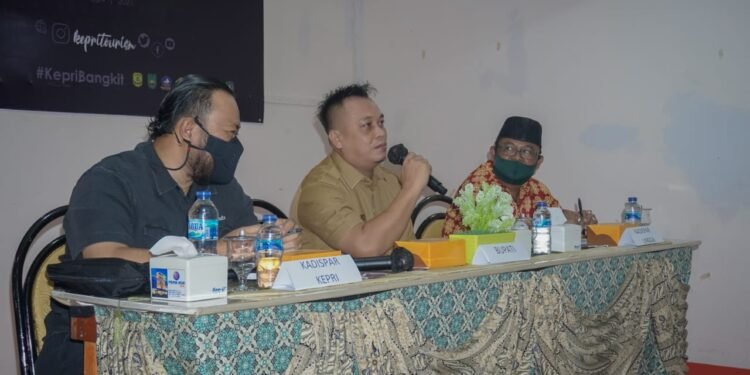 Bupati Lingga Buka Forum Komunikasi Pemasaran Pariwisata.