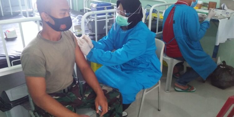 Hari Kedua TNI-AL Servak Covid-19 Sasar Ke Siswa Dikmata PK TNI-AL Satdik-1 Kodoklatal Tanjung Uban.