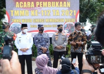 Danlantamal lV Hadiri Acara Pembukaan TMMD Ke-112 Di Batam.