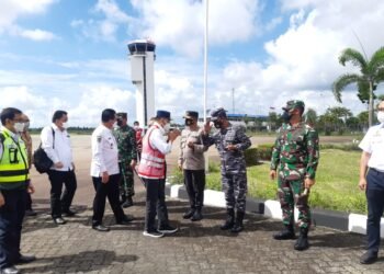 Danlantamal IV Sambut Kedatangan Menhub RI Di Bandara Hangnadim Batam.