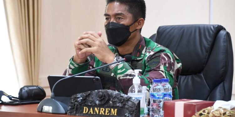 Danrem 033/WP Mengapresiasi Kinerja Para Dandim, Danramil, Babinsa Dan Nakes Di Satuan Jajaran Korem 033/WP Atas Capaian Serbuan Vaksinasi Selama Ini.