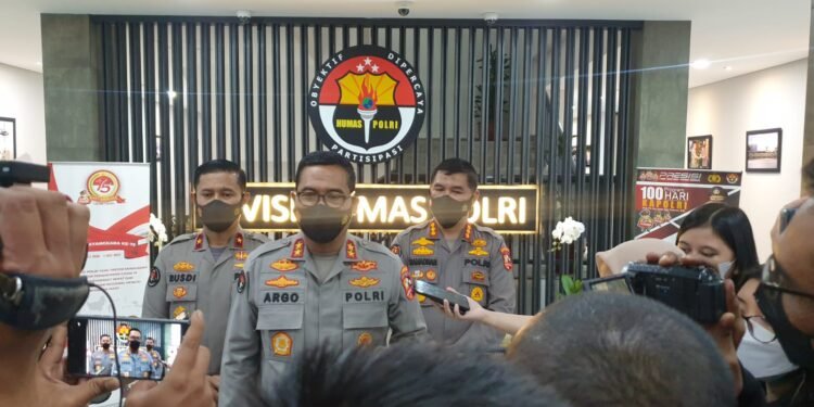 Diundang Polri, 9 Mantan Pegawai KPK Apresiasi Niat Kapolri.