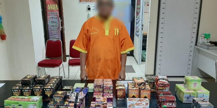 Ditresnarkoba Polda Kepri Berhasil Menangkap Lelaki Paruh Baya Penjual Obat Kuat Tanpa Izin Edar.