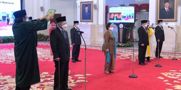 Presiden Jokowi Lantik Dewan Pengarah BRIN.