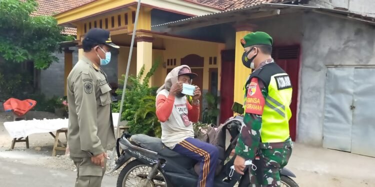 Putus Penyebaran Covid 19, Kodim 0808/Blitar Bersama Petugas Gabungan Rutin Gelar Operasi Yustisi.