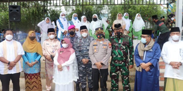 Bertemakan ‘Santri Siaga Jiwa Raga’, Dandim 0315/Bintan Hadiri Hari Peringatan Santri Nasional Tahun 2021.