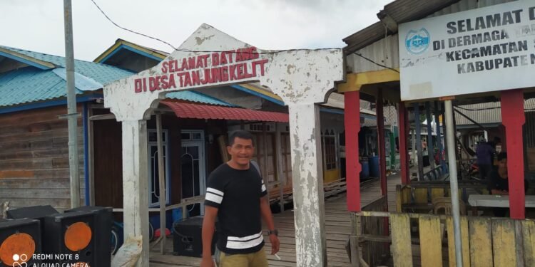 Warga Keluhkan Kondisi Dermaga Rusak, Kades Sebut Sudah Sampaikan Ke Wabup Lingga.