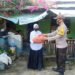 Polres Bintan Melalui Jajaran Polsek Terus Memberikan Bansos Berupa Sembako Dan Makanan Siap Santap.