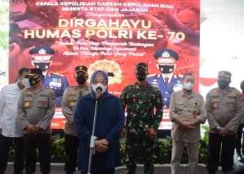 HUT Humas Polri Ke-70 Tahun 2021, Humas Polda Kepri Menggelar Mural Festival, Vaksinasi Massal Dan Baksos.