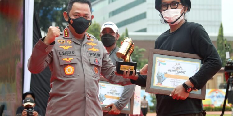 Gelar Festival Mural, Kapolri: Jaga Kami Jadi Polri Yang Lebih Baik.