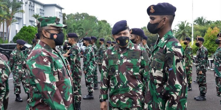 Danlantamal lV Kukuhkan 2 Jabatan Danposal Dan 7Jabatan Danposmat Jajaran Lantamal lV.