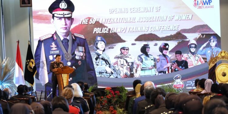 Bicara Gender Di IAWP, Kapolri: Polwan Di Indonesia Sudah Jadi Jenderal Dan Duduki Posisi Risiko Tinggi.