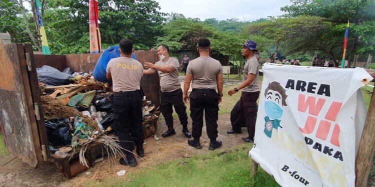 Peringatan HUT Polairud Ke-71 Tahun 2021, Ditpolairud Polda Kepri Laksanakan Kegiatan Bersih Pantai.