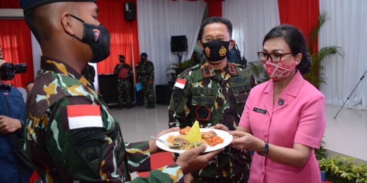 Peringatan HUT Brimob Polri Ke-76 Tahun 2021 Di Mako Satbrimob Polda Kepri.