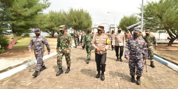 Kapolda Kepri Tinjau Pulau Terluar Yang Berada Di Daerah Provinsi Kepri.