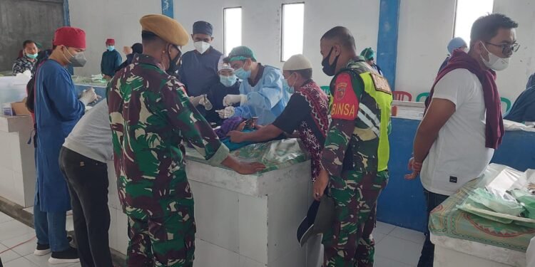 Satgas Pamrahwan Maluku Yonarhanud 11/WBY Gelar Baksos Kesehatan.