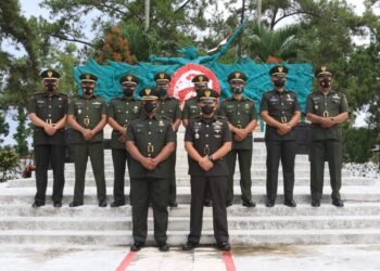 Peringati HUT Ke 58 Korem 081/DSJ, Kodim 0808/Blitar Laksanakan Ziarah Dan Tabur Bunga.