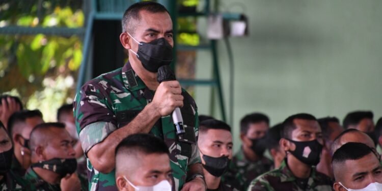 Pengarahan Danrem 033/WP Kepada Seluruh Prajurit Dan PNS Korem 033/WP.