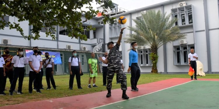 Wadan Lantamal IV Buka Lomba Bola Voli Sambut Hari Armada Ke-76 Tahun 2021.