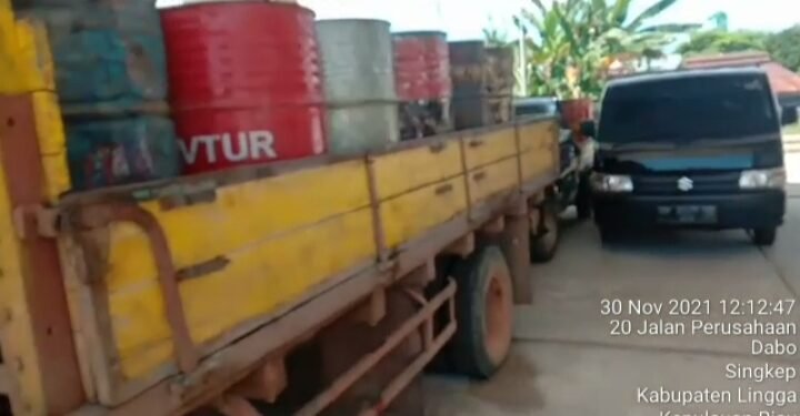 Kelangkaan BBM Jenis Solar Bagi Masyarakat Nelayan, Diduga Ini Salah Satu Penyebabnya.